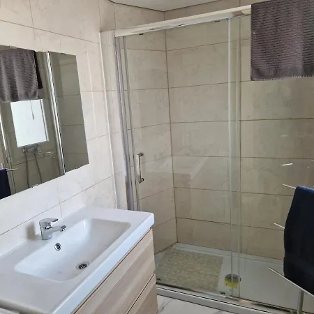 Perfect Location For Nightlife @ The Strip Apartman Albufeira