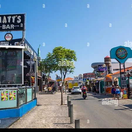 아파트 Perfect Location For Nightlife @ The Strip *